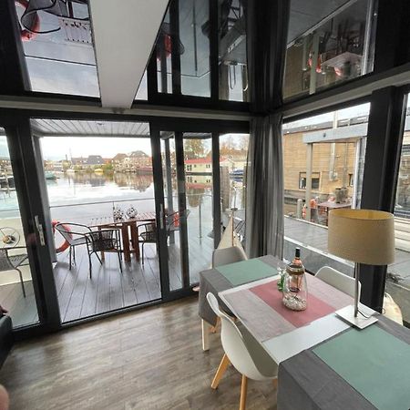 Slapen Op Het Water Apartment Zwartsluis Luaran gambar