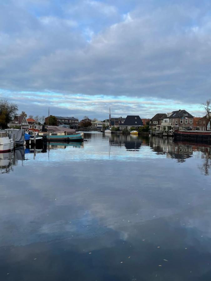 Slapen Op Het Water Apartment Zwartsluis Luaran gambar