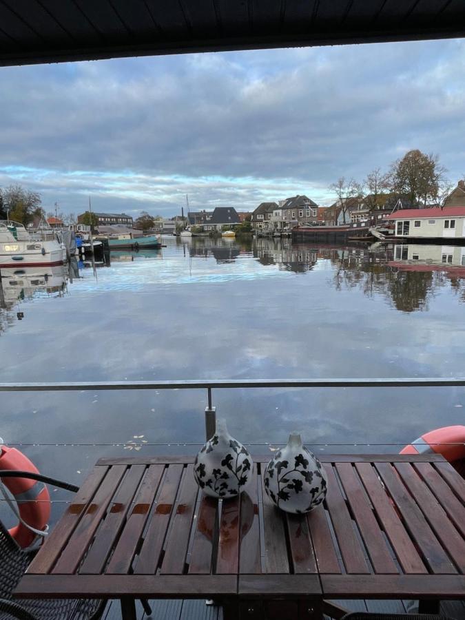 Slapen Op Het Water Apartment Zwartsluis Luaran gambar
