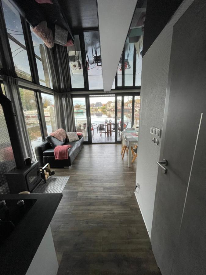 Slapen Op Het Water Apartment Zwartsluis Luaran gambar